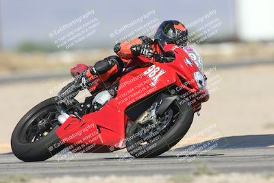 media/Oct-13-2025-Moto Forza (Mon) [[a66d839500]]/3-B Group/Session 3 (Turn 16)/